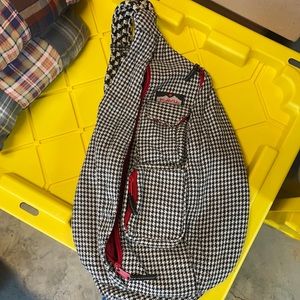 Houndstooth KAVU bag